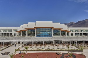 Luxurious lazing, loafing and lolling around in Lanzarote at the Barceló Playa Blanca