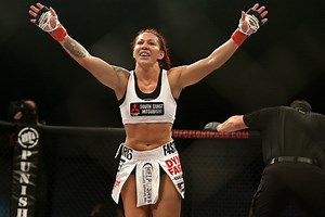 Cris ‘Cyborg’ Wants to Pursue Boxing Match After Completion of Current UFC Contract