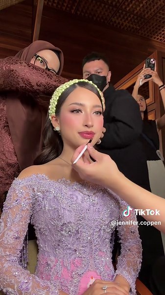 Blm bisa move on dari look siraman | jennifer coppen