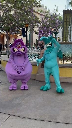 Pain and Panic at the Oogie Boogie Bash #disneyland #disneyvillains #oogieboogiebash #hercules