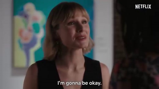 Every day is the same for Anna: she sits with her wine, staring out the window, watching life go by without her. But then she witnesses a gruesome murder... or did she? Kristen Bell is The Woman in the House Across the Street from the Girl in the Window — premiering January 28 | Netflix