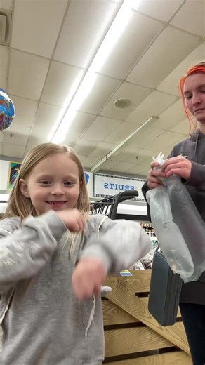 Grocery Shopping Fun with Balloon Art