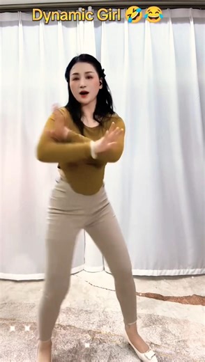 Dynamic Girl 🤣😂 #dancina #dance #duet #youareoneofakind