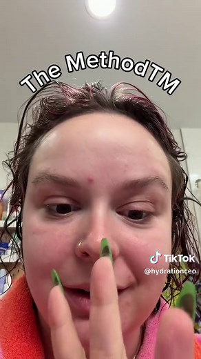 How to get rid of an under the skin cystic pimple WITHOUT popping it and giving yourself a big ol scar AKA The MethodTM 💅 #acne #pimple #skincare