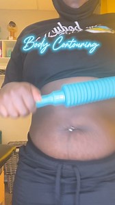 Wondering what Wood Therapy is and how it can transform your body? 🍃✨ Wood therapy is an all-natural, non-invasive massage technique that helps break down stubborn fat and cellulite, contour the body, and promote lymphatic drainage. 🌿 It's a great choice for anyone looking to enhance their curves, tone up, and target problem areas. Does wood therapy work? YES! 🙌 It's been proven to reduce cellulite, increase blood flow, and help the body eliminate toxins naturally! 💪Who is a good candidate? 