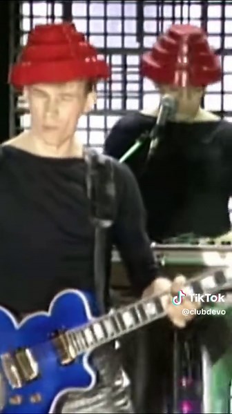 Devo 1980 Performance of 'Girl U Want' on Fridays Show