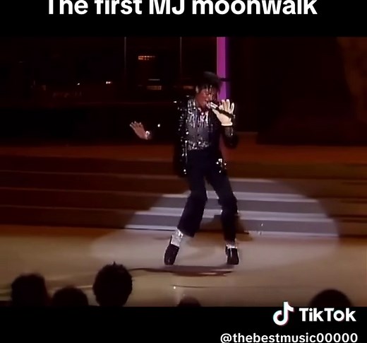 Michael Jackson's First Live Moonwalk | Rock History