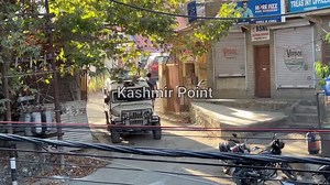 112K views · 887 reactions | DySP Sheikh Adil presented in Court at Chadoora Budgam. | Voice Tv Urdu | Facebook