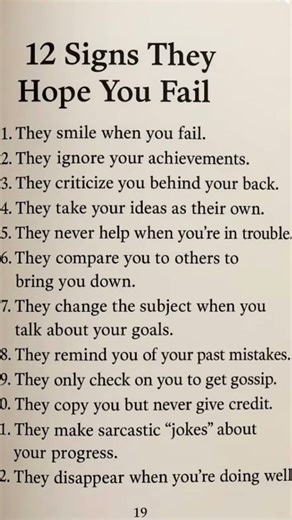 12 Signs They Hope You Fail: Spotting Toxic, Envious People in Your Life