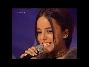 Alizée - Moi... Lolita (Live Top Of The Pops) (2001) HD 4K 60-fps