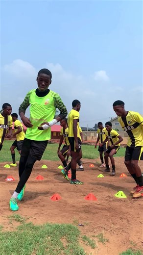 Adhocfootballacademy (@adhocsportacademy)’s videos with original sound - TheLastLivingLegend