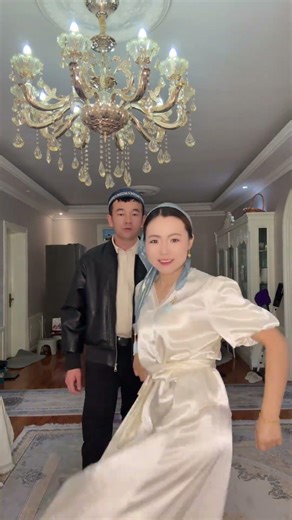 Rediscover the Magic of Vintage Dances