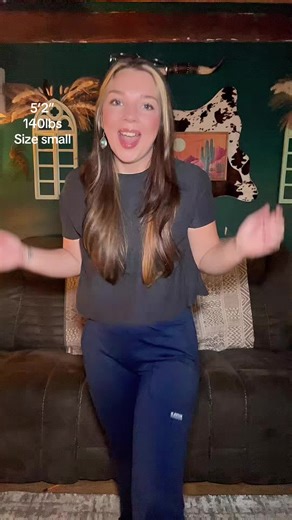 Yoga scrubs have been a game changer. Anyone who works in the medical field needs these 🥰 #nurses #medicalmoms #stna #cna #yogascrubs