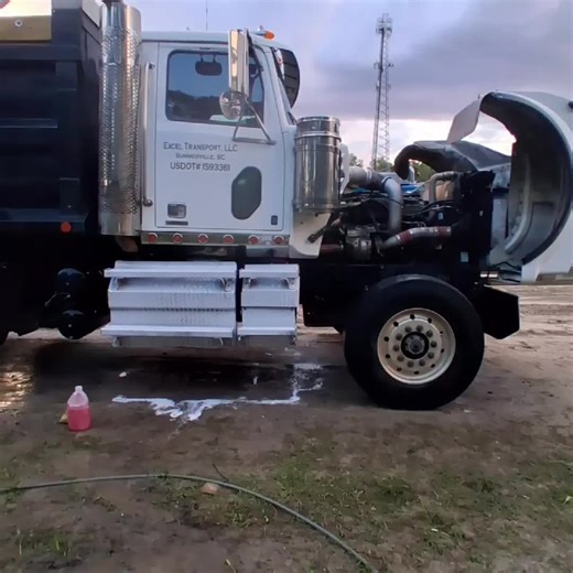 #trucktok #spaday #truckwashing #projectpat #foryoupage