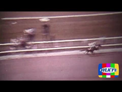 Secretariat wins 1973 Belmont Stakes, clinching Triple Crown
