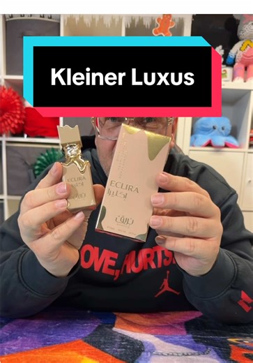 ECLIRA mini – Eau de Parfum (30 ml) ✨🔥 Klein im Format, groß im Auftritt. ECLIRA mini liefert einen intensiven, eleganten Duft mit warmer Tiefe und edler Süße – perfekt für unterwegs, Dates oder als Einstieg in einen Signature-Scent. 👉 Ein Sprühstoß reicht – Wirkung garantiert. Luxus to go. #EcliraMini #MiniLuxury #IntenseFragrance #PerfumeToGo #valentinstag