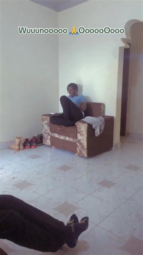 Wuuunooooo 🙏legendary @AlienSkin ug 😂🔥#drzidoloandcheffmutto #foryou #viralvideo #everyone #foryoupage #foryou #kampala_tiktokers #😂😂😂 #viral #everyone #uganda