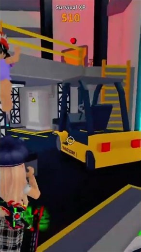 I can't believe i managed to dodge that knife #mm2 #roblox #murdermystery2 #mm2funny #robloxmm2