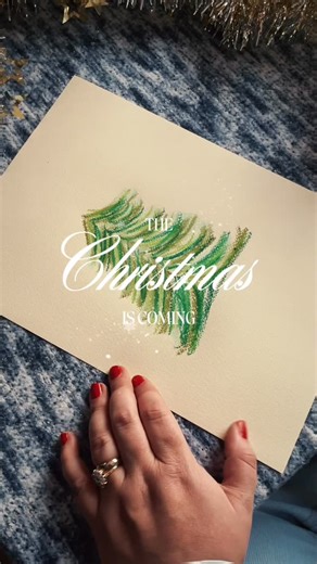 Laura Strong on Instagram: "Oil pastels + a tiny Christmas tree sketch to welcome the season. Navidad , dulce navidad ! 🎄💛 #HandmadeChristmas #ArtProcess #HolidayCreativity #WinterCrafts #CreativeLife #LauraStrong #oilpasteltree #oilpasteldrawing #momlife #homedeco"