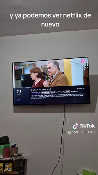 Reparación de pantalla Roku: Cambio de capacitores de Hisense Roku TV