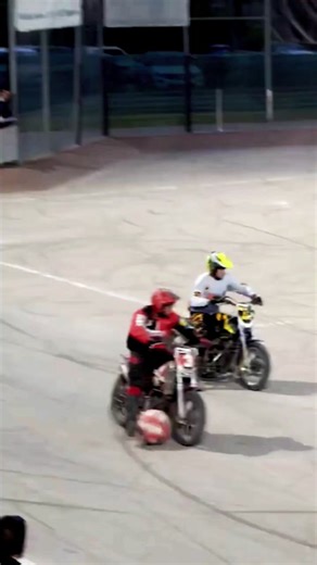 Vintage Motorcycle Racing Techniques on the Track