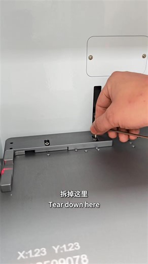 No more misalignment! This quick tutorial shows you how to perfectly install the centering fixture for TBK958ZP. 🛠️​ ​Save time and avoid errors. How do you usually ensure precise positioning in your work?​​ ​​#RepairTutorial #ToolTips #MobilePhoneRepair #PrecisionTool #FixIt | Tbk Civi