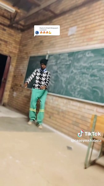 Elijah Makgopa's Dance Trend Showcase