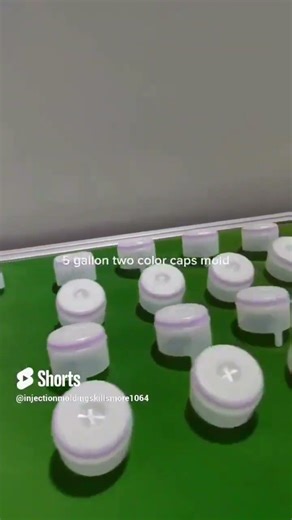 5 Gallon 2 color Lids