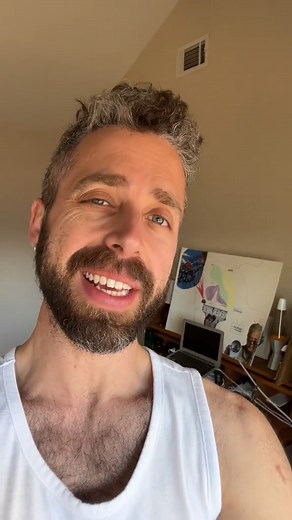 #stitch with @Fred Teddy Roosevelt was one of the first presidents to eat jello salad. He hated big corporations and loved gelatin mixed with cucumbers. #teddyroosevelt #history #vintagerecipes #badfood #jello #presidents | Cookin with Politics | Facebook