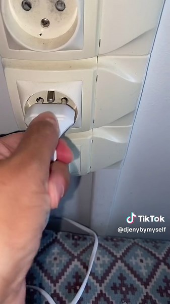 🌴 LE KIT DOUCEUR CORPORELLE 🌴 ✅ Facile à utiliser pour une débutante ✅ Économique ✅ Enlève les poils les plus drus et les plus court ✅ Peau douce et lisse pendant plusieurs semaines Retrouve le kit douceur corporelle sur dbms.fr (lien dans ma bio) . . #épilation#poils#poil#wax#waxing#cirechaude#conseil#tips#estheticienne#tuto#epilationjambe#epilationaisselles#dbmsformation#epilationmaison#epilationadomicile#asmr#asmrsounds#asmrvideo