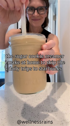 courtney | holistic motherhood made simple on Instagram: "SUGAR COOKIE CREAMER 🎄✨ recipe below, but COMMENT “HOLIDAYS” + i’ll send it straight to your inbox 🙌🏻 skip the sugar cookie drinks from starbucks and make your own with whole food ingredients, no natural flavors + a lot less sugar YOU NEED (use organic ingredients when possible) * 1 c half + half (or creamer of choice) * 1/4 c maple syrup * 1 tsp vanilla * dash of salt * 1/4 tsp almond extract WHAT TO DO - combine all ingredients + mix