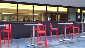 📽️ Center Table - Entrance