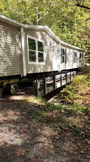 30K views · 267 reactions | #modularhomes #mobilehomesforsale #housetour #manufacturedhomes #trailerlife #prefabhouse #mobilehomemafia #trailer #delivery #home #newhome #tinyhouse #doublewidetrailer | Usa homes | Facebook