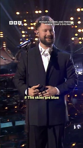 Ronan Keating and Calum Scott perform Boyzone classic No Matter What