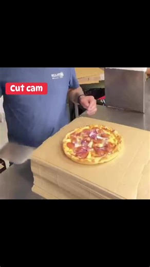 Calimero Pizza on Instagram: "Happy pizza Sunday team. Hope to see you later today 🍕 #pizza"