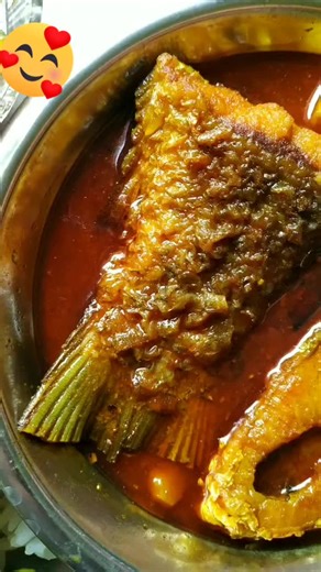 STRICTLY NO REPOST 🚫 . . . #fishcurry #bengalifood #reeltoreel #trending #seafood #kerala #assamesefood #igdaily