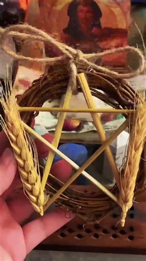 Happy Lughnasadh or high summer! 🌾 May you reap what you have sowed