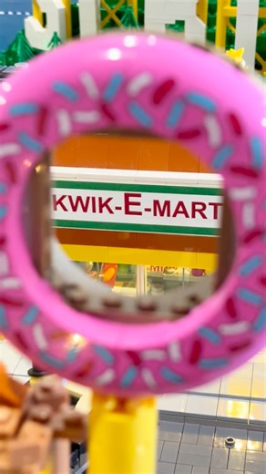 Bricks and Twins on Instagram: "Epic LEGO Simpsons Display by @bilzasbrickbuilds #lego #legosimpsons #simpsons #legodisplay #legofan #legogram #clug @canberralug"