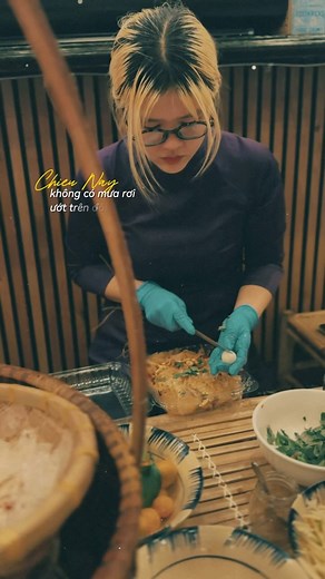 Authentic Vietnamese Cuisine at Buôn Mê Cafe At Buôn Mê Cafe, we bring the heart of Vietnam to every dish. From the bustling streets of Saigon to the quiet flavors of Hanoi, our menu is rooted in tradition, family recipes, and bold, unforgettable taste. Enjoy signature dishes like: • Bún Đậu Mắm Tôm – crispy tofu, herbs, pork, and shrimp paste • Bánh Mì Chảo – sizzling skillet with pâté, eggs, sausage, and bread • Chả Cá Lã Vọng – turmeric-marinated fish with dill and vermicelli • Bánh Tráng Trộ