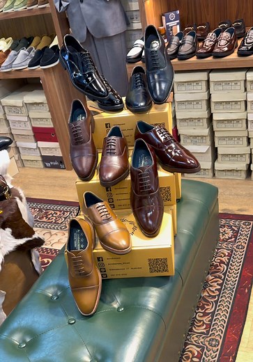 Arcobareno Oxford Cap-Toe Shoes: Style Guide