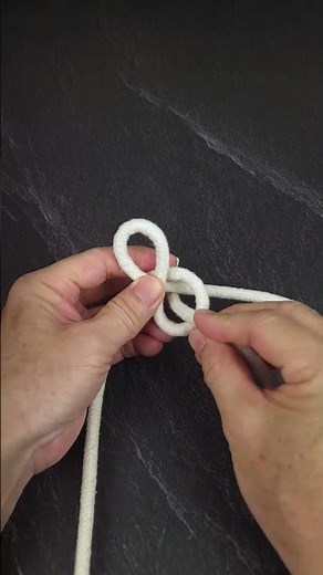 Learn how to tie a noose knot