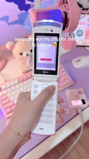 Swapping Out My Z Flip for the LG Lollipop 🤓