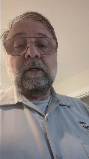 lining up tiles, Running bond tiling tip. #shorts