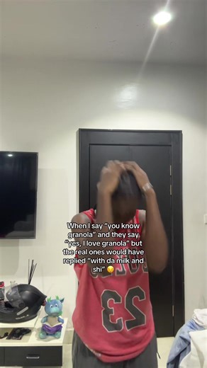 Granola with Milk: A Delicious Combo for Breakfast