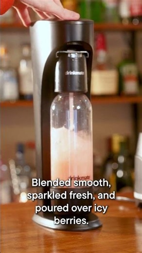 Sparkling Strawberry Daiquiri | Drinkmate Carbonated Water Maker