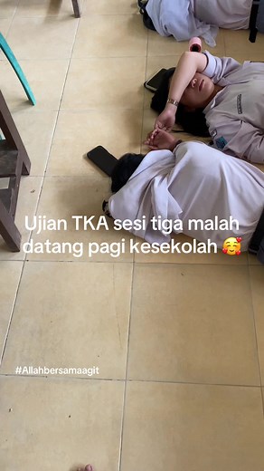 🥰🥰#fyppppppppppppppppppppppp #fypage #foryoupage #foryoupageofficiall #4u #masukberanda #berandatiktok #viraltiktok #agit