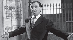 Paris rend hommage à Charles Aznavour avec un immense concert