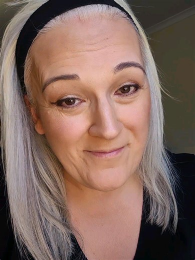 Contour Makeup Techniques for the Over 40s