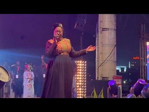 CONCERT FLOBY 2025 🇧🇫 au palais de la culture de Côte d'Ivoire avec MALIKA la SLAMEUSSE