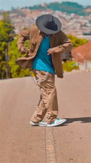 C Walk Tutorial: Learn the Basics in 5 Minutes #captboby #dancemoves